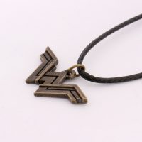 1_2-Colors-DC-Wonder-Woman-Logo-Pendant-Comic-Geek-Necklace-with-Leather-Cord-Marvel-Super-Heroes